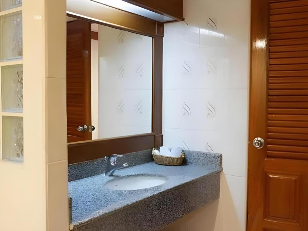 فندق ذا إمبريس نان المظهر الخارجي الصورة